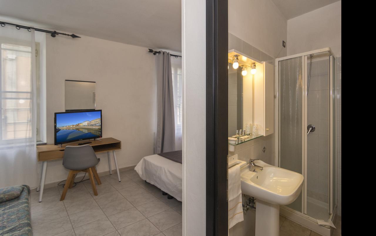 Hotel Amalfitana Pisa Exterior photo