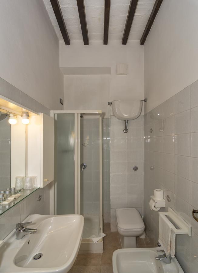 Hotel Amalfitana Pisa Exterior photo